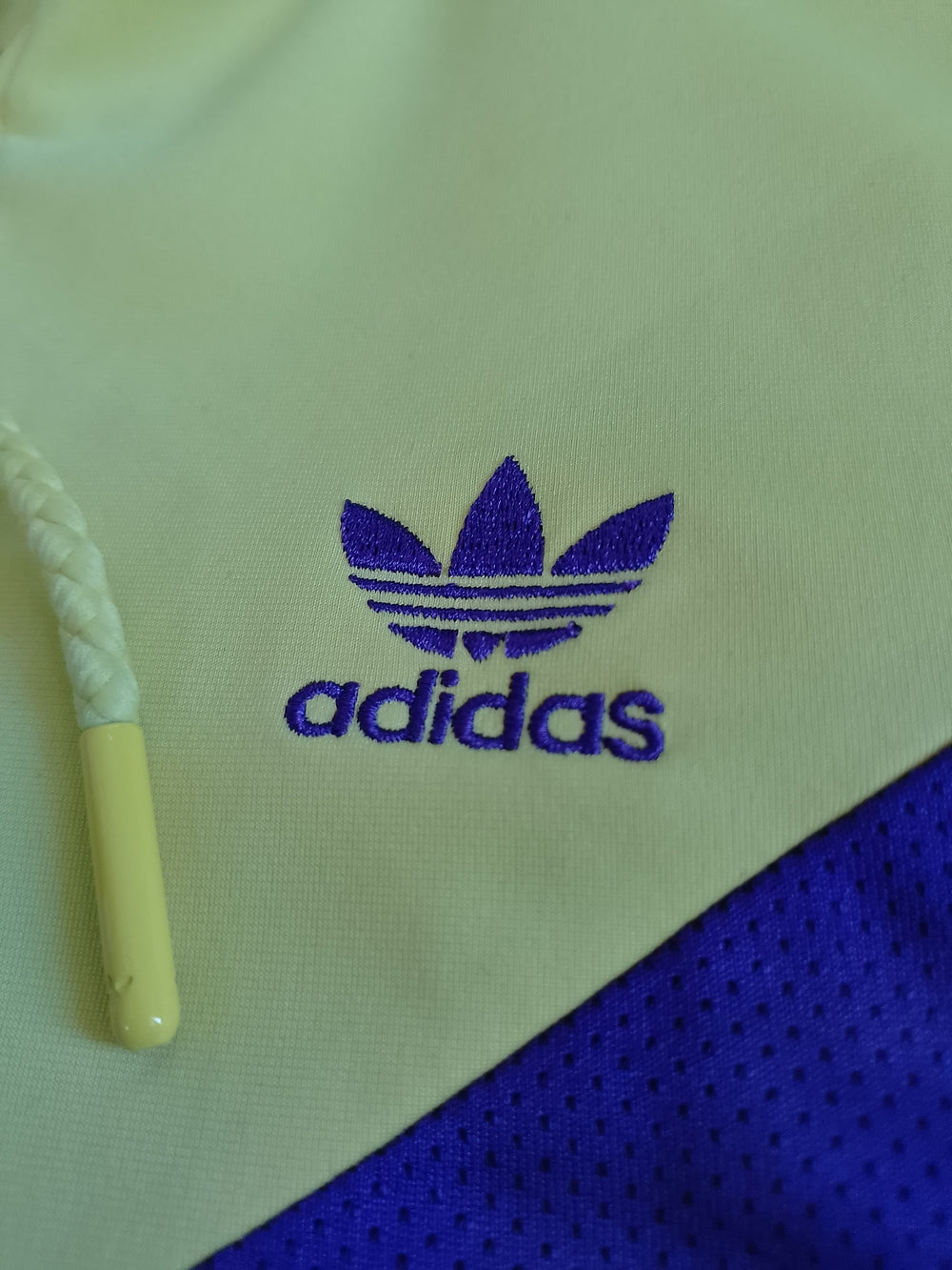 ADIDAS TRACK STYLE JACKET