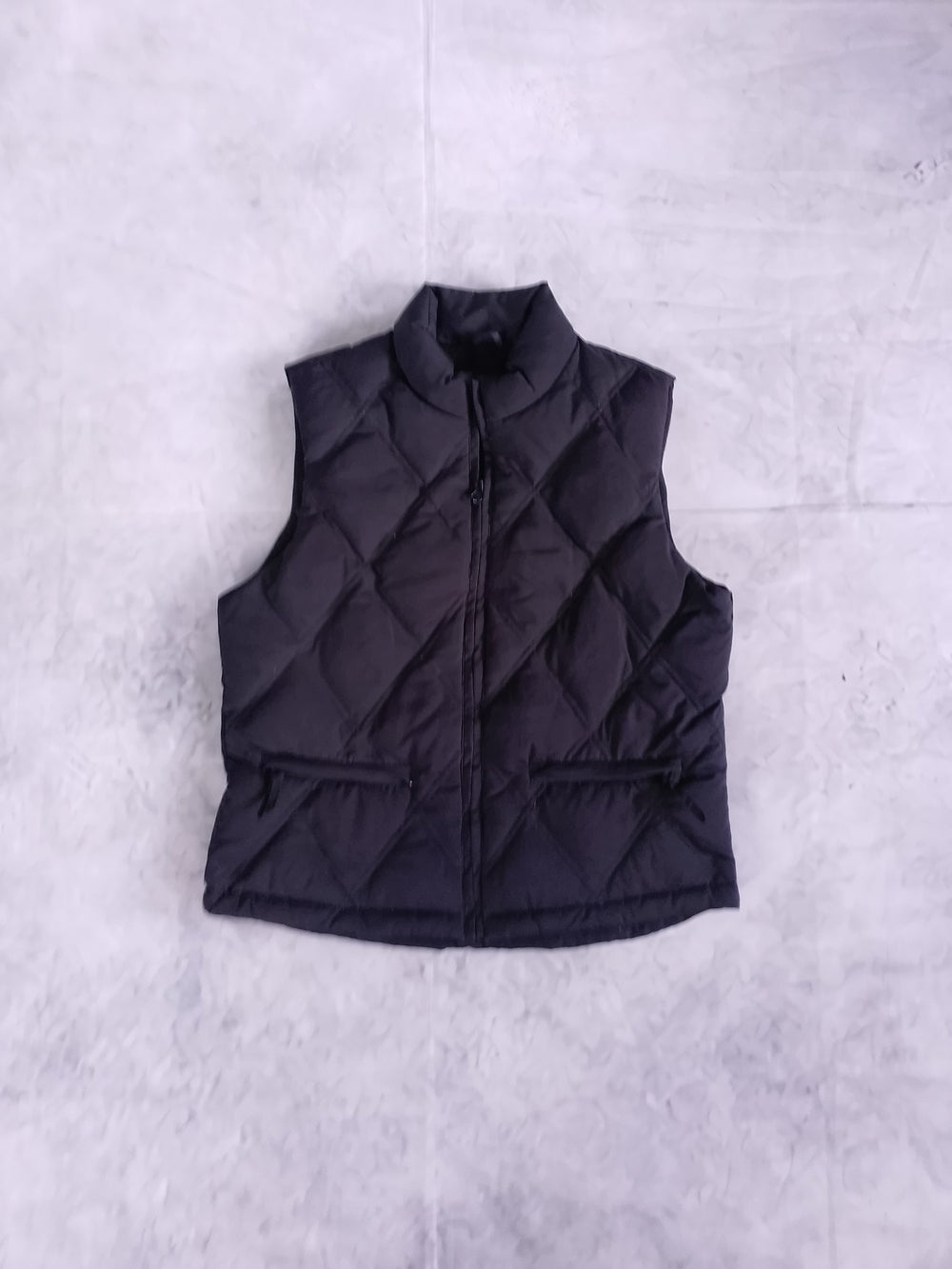GAP DOWN Classic Women's Quilted Vest - Black