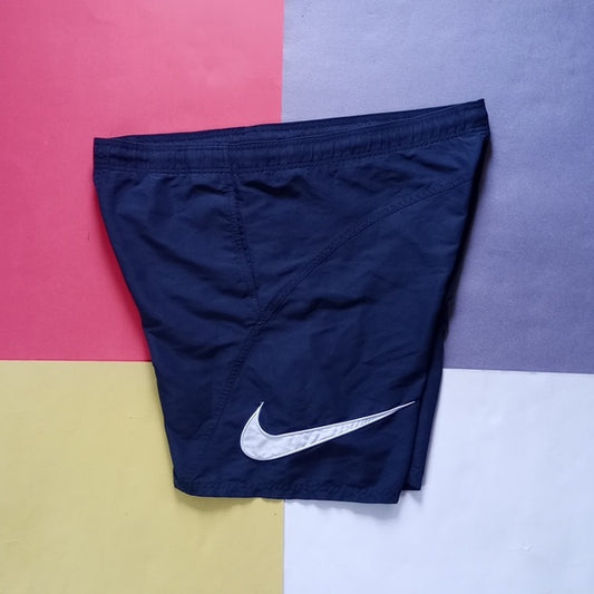 Nike Big Check Logo Essential Shorts Unisex