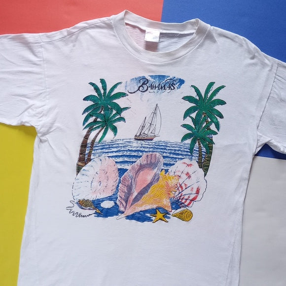 Vintage 90s Bahamas Ocean View With Spaceship and Seashells Single Stitch Tee
