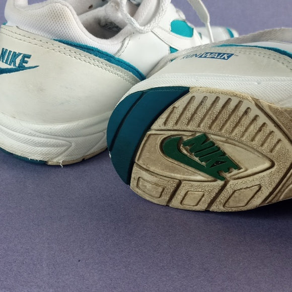 Vintage Nike Run/Walk Athletic Shoe Women's