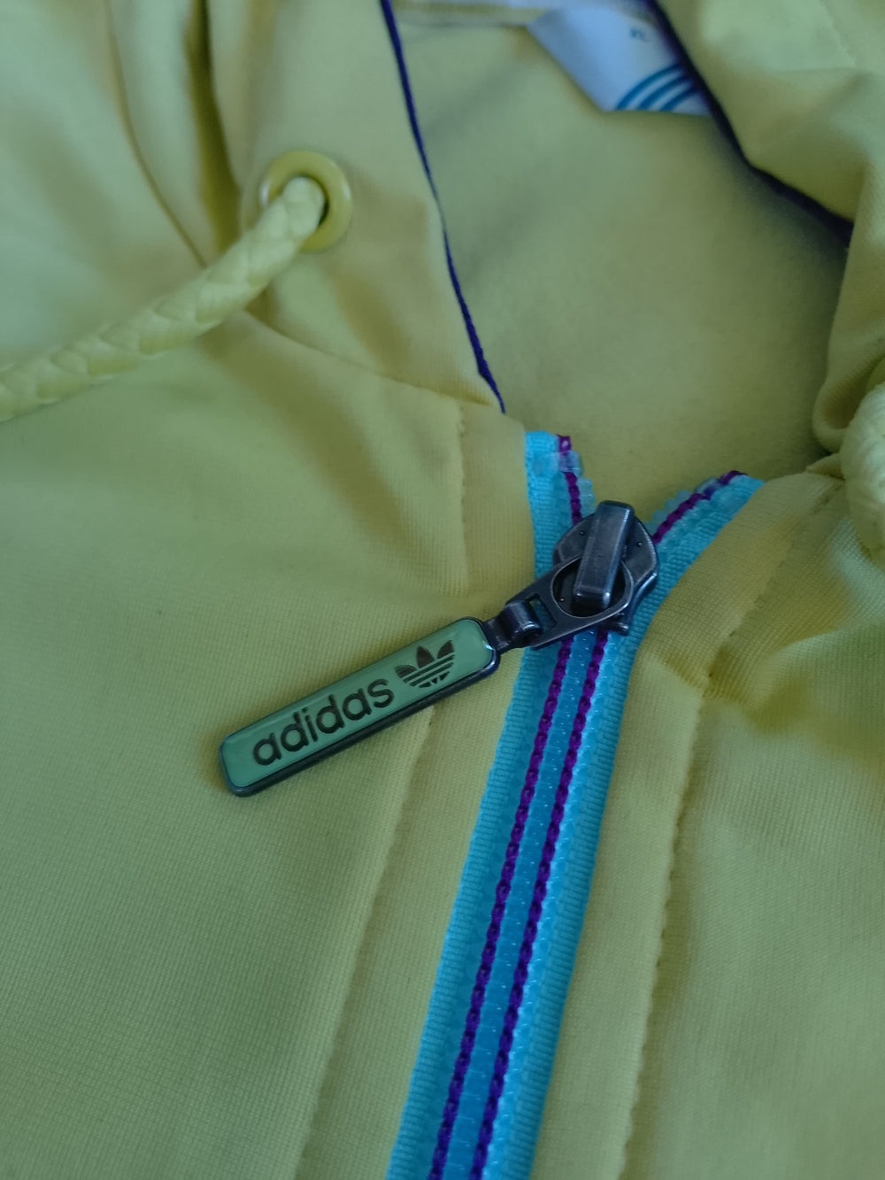 ADIDAS TRACK STYLE JACKET