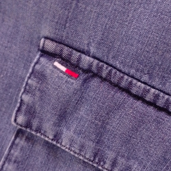 Tommy Hilfiger Blue Denim Shirt with Bold Red Logo CUSOTM FIT