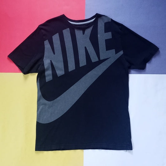 NIKE Big Logo Sportswear Regular Fit T-Shirt