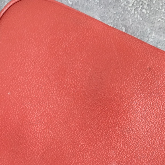 Vintage 1970s  Samsonite Red Shoulder Bag RED UNISEX LEATHER