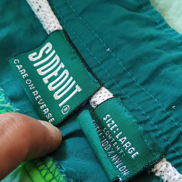 Vintage 1990s Sideout Green Essential Short With Pockets