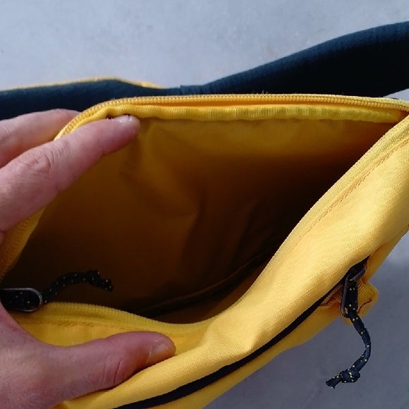 Patagonia® Worn Wear Atom Sling 8L Style # 48262