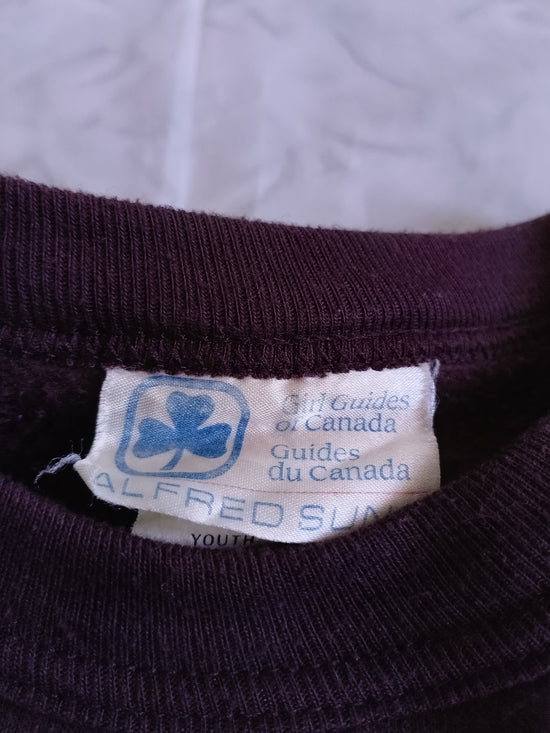 Vintage 90s Girl Guides Of Canada X ALFRED SUNG Leaves Logo Crewneck Sweater