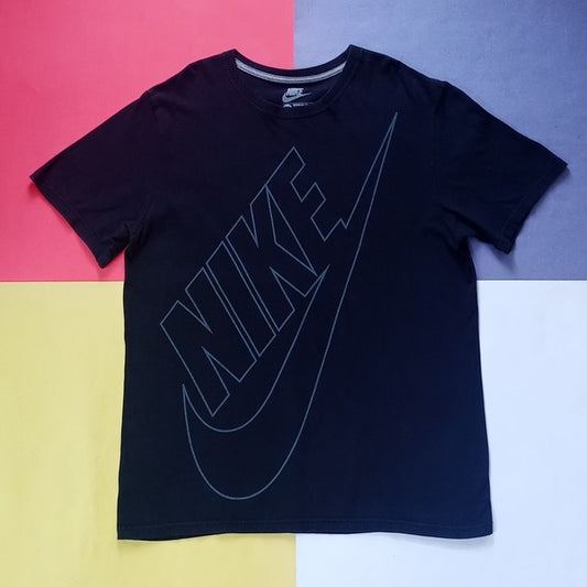 NIKE Big Logo Regular Fit T-Shirt