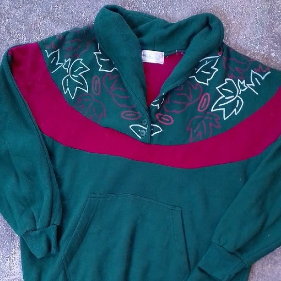 Vintage 90s Leaf Print Green and Red Pullover Sweatshirt
