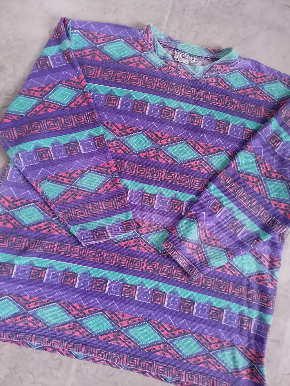 Vintage 1990s Aztec Graphic All Over Print Crewneck Sweatshirt