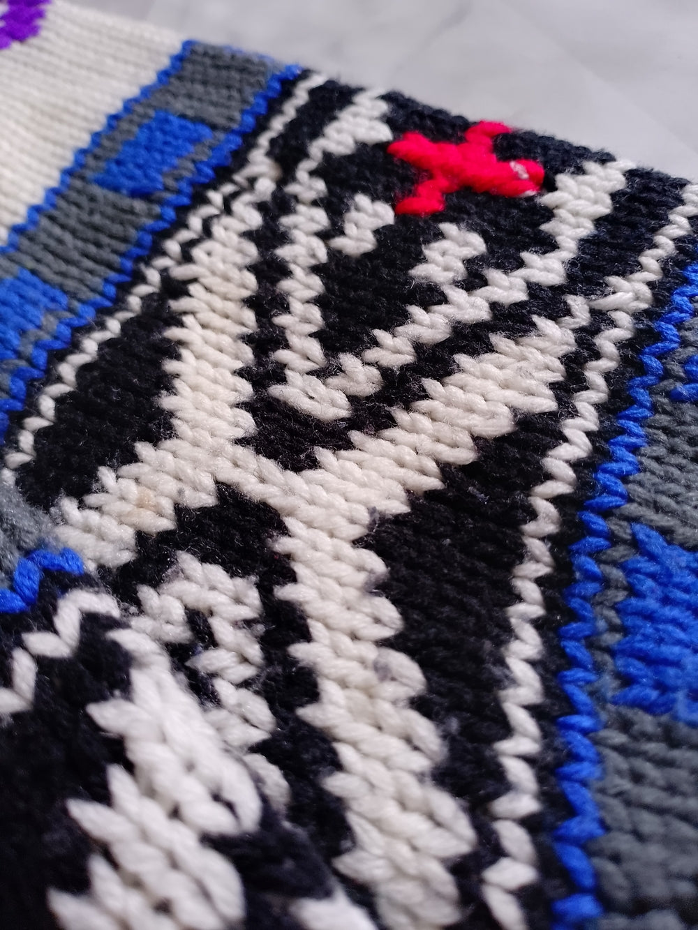 Vintage 80s Abstract Geometric Pattern Crewneck Sweater