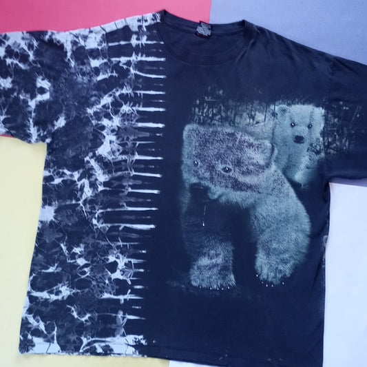 Vintage Polar Bears % Cubs Tie Dye Distressed T-Shirt Unisex