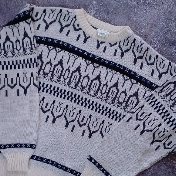 VINTAGE 90s Patterned Sweater in Cream and Black