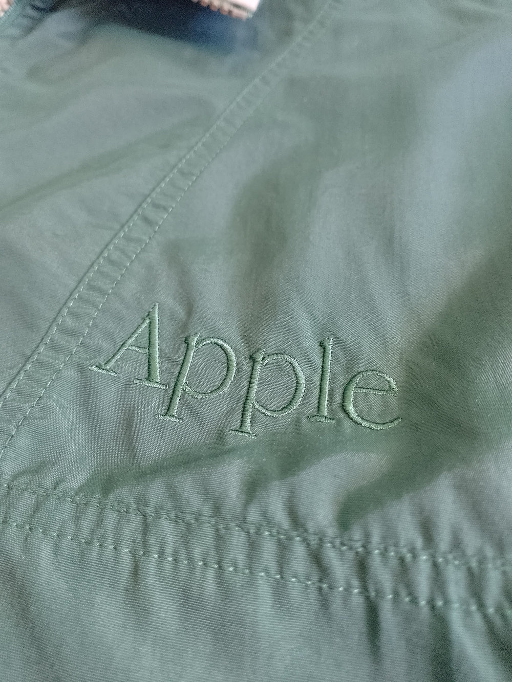 Vintage Apple Computer Think Different Logo Green Jacket
