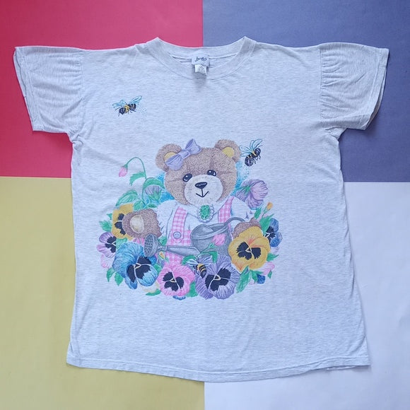 Vintage 90s Teddy Bear In Flower With Bee's Graphic T-Shirt