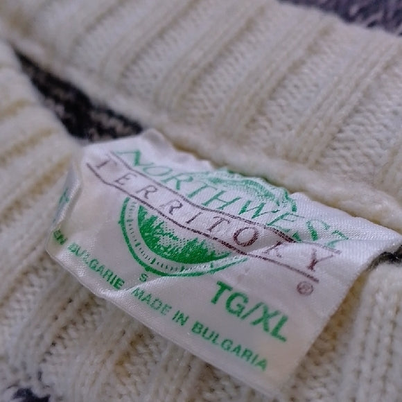 VINTAGE 90s Patterned Sweater in Cream and Black